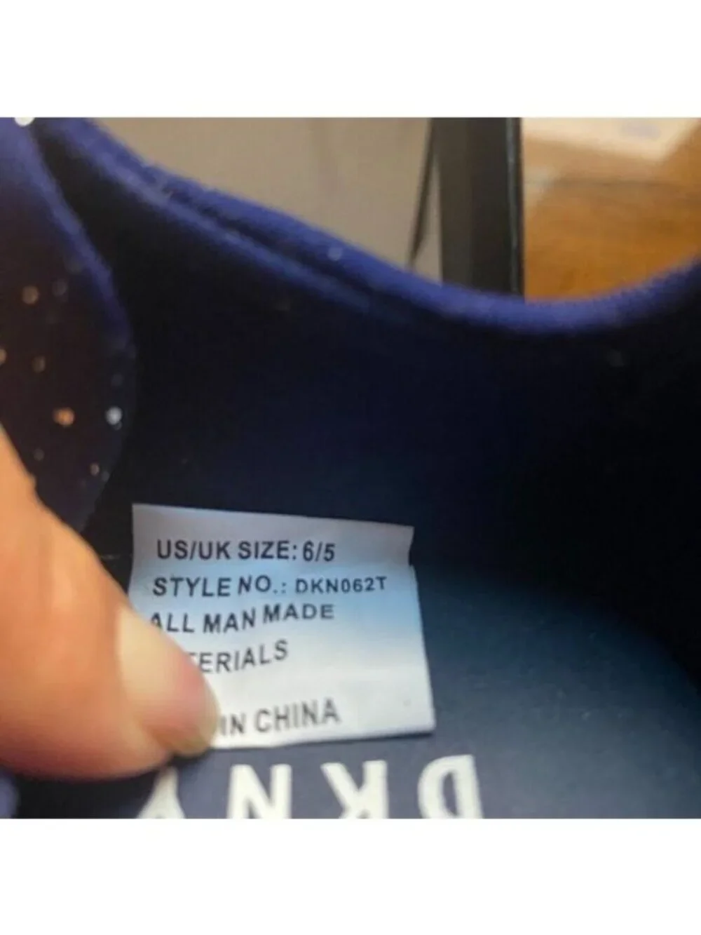 DKNY Baby Girls Casual & Fashion Sneakers Navy blush Shoes Size 6/5  Kids New